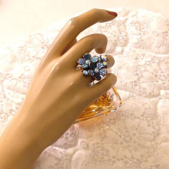 VTG NWOT Monet Girls Women’s Blue Cubic Zirconia Adjustable Vintage Copper Ring - Picture 5 of 11